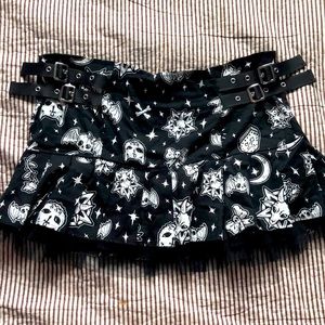Dolls kill spooky season skirt 👻